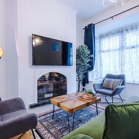 Foxton House Stylish 3Bed Retreat - Walk To Coventry'S Delights Villa Exterior photo