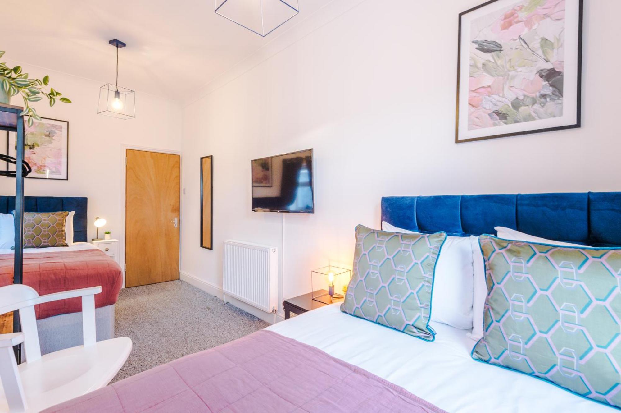 Foxton House Stylish 3Bed Retreat - Walk To Coventry'S Delights Villa Exterior photo