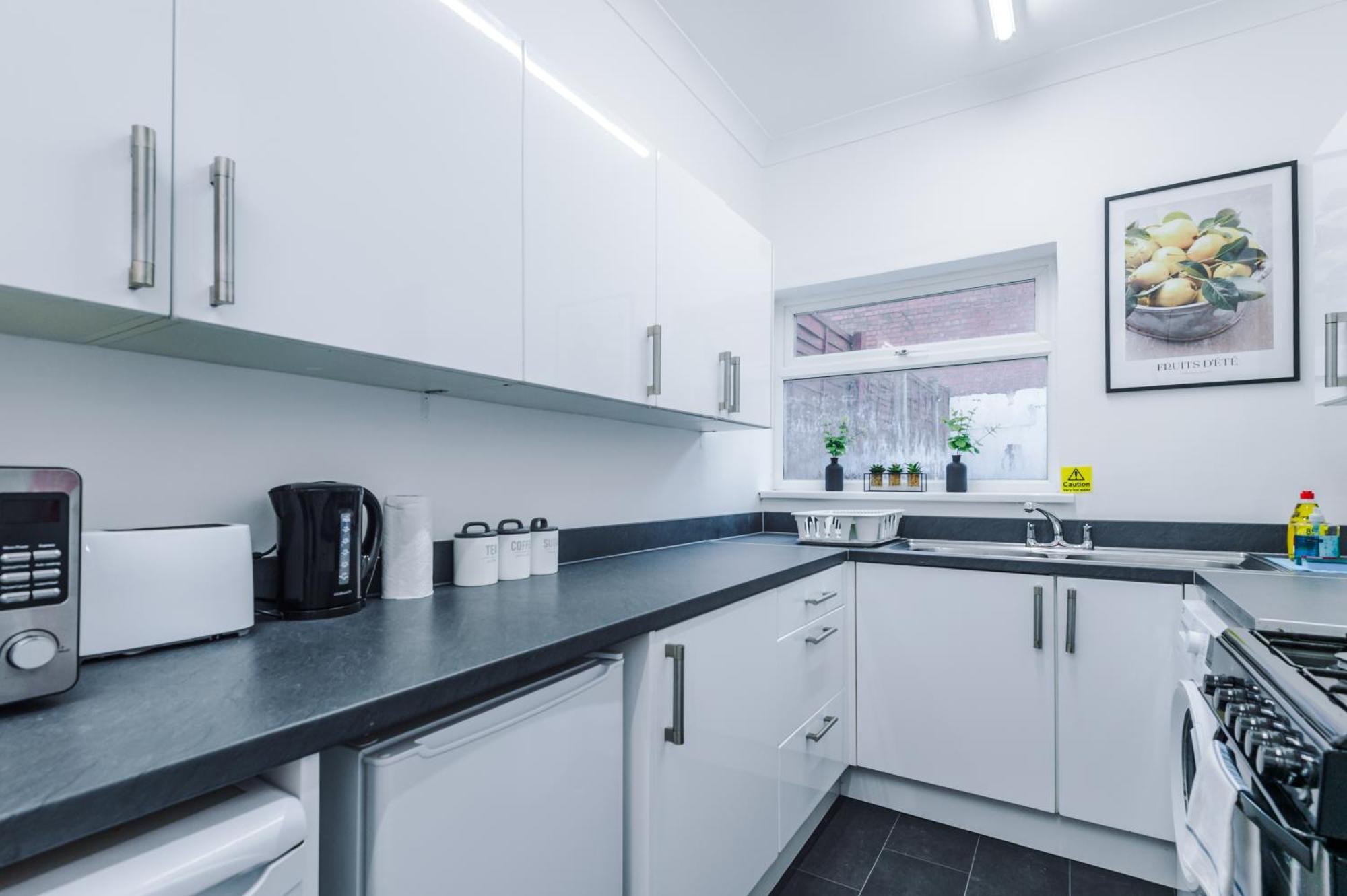 Foxton House Stylish 3Bed Retreat - Walk To Coventry'S Delights Villa Exterior photo